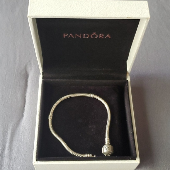 Pandora Bracelet - Picture 2 of 10
